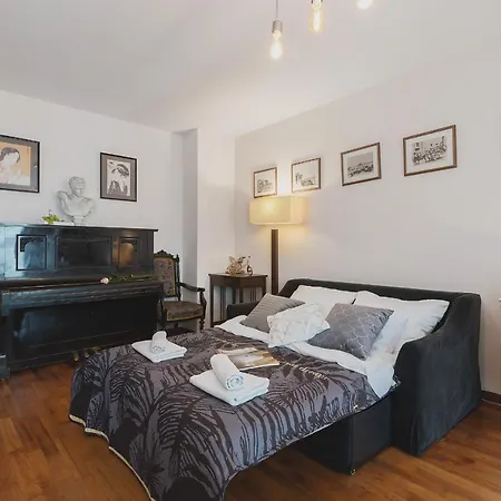 Gdanski Business Center Apartman *