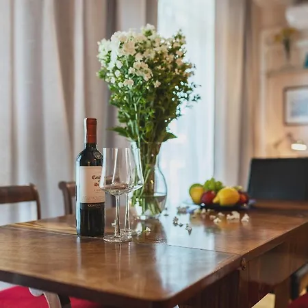 Gdanski Business Center Apartman *