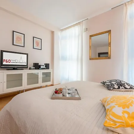 Gdanski Business Center Apartman Varsó