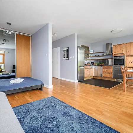 Gdanski Business Center Apartman