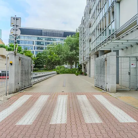 아파트 Gdanski Business Center